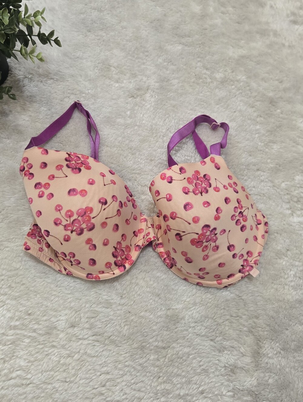 Victoria's Secret Pink Cherries Lined Demi Bra, 36DD